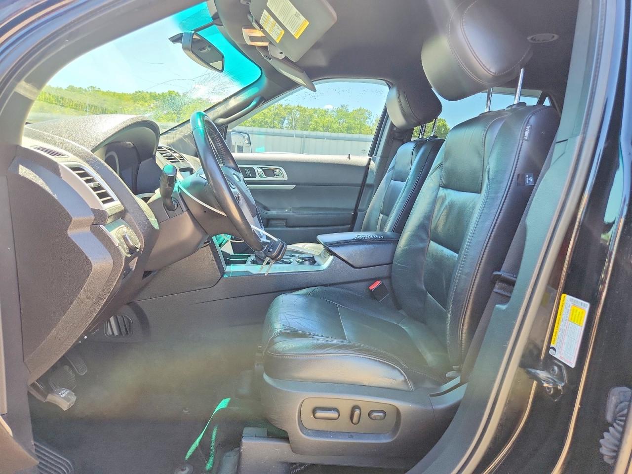 FORD EXPLORER 2012 — 8