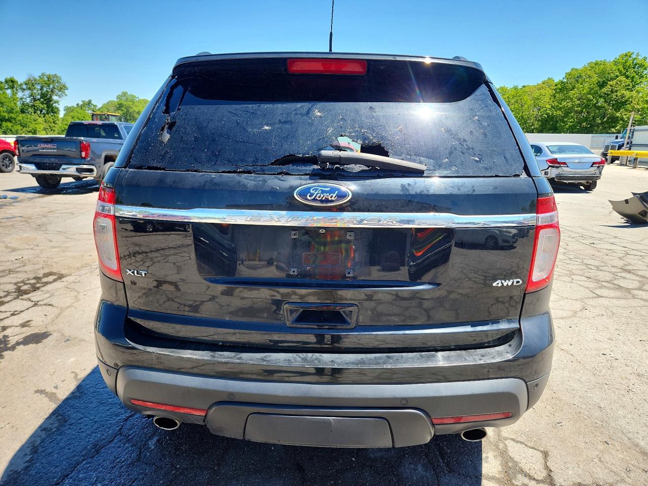 FORD EXPLORER 2012 — 7