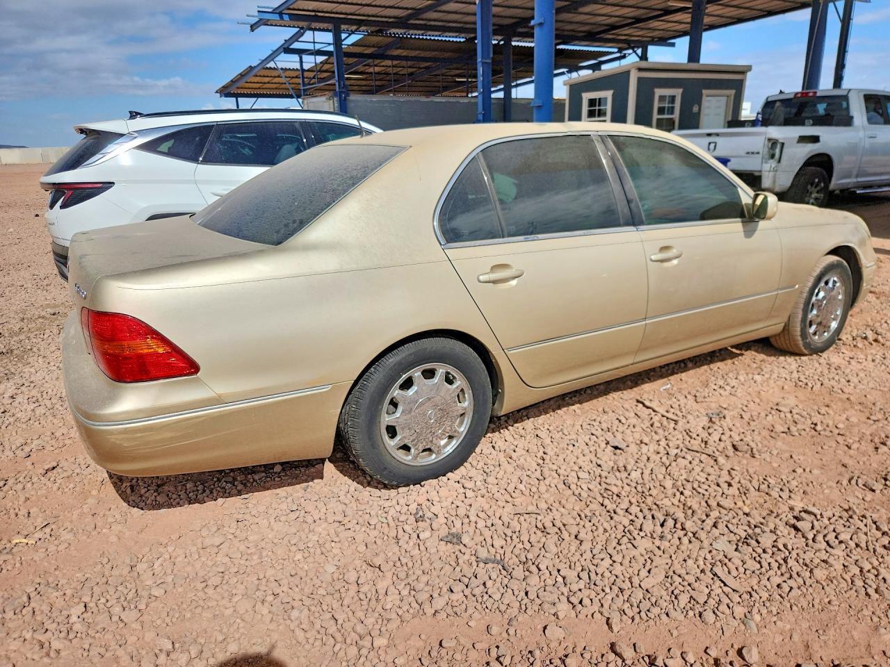 LEXUS LS 2001 — 4