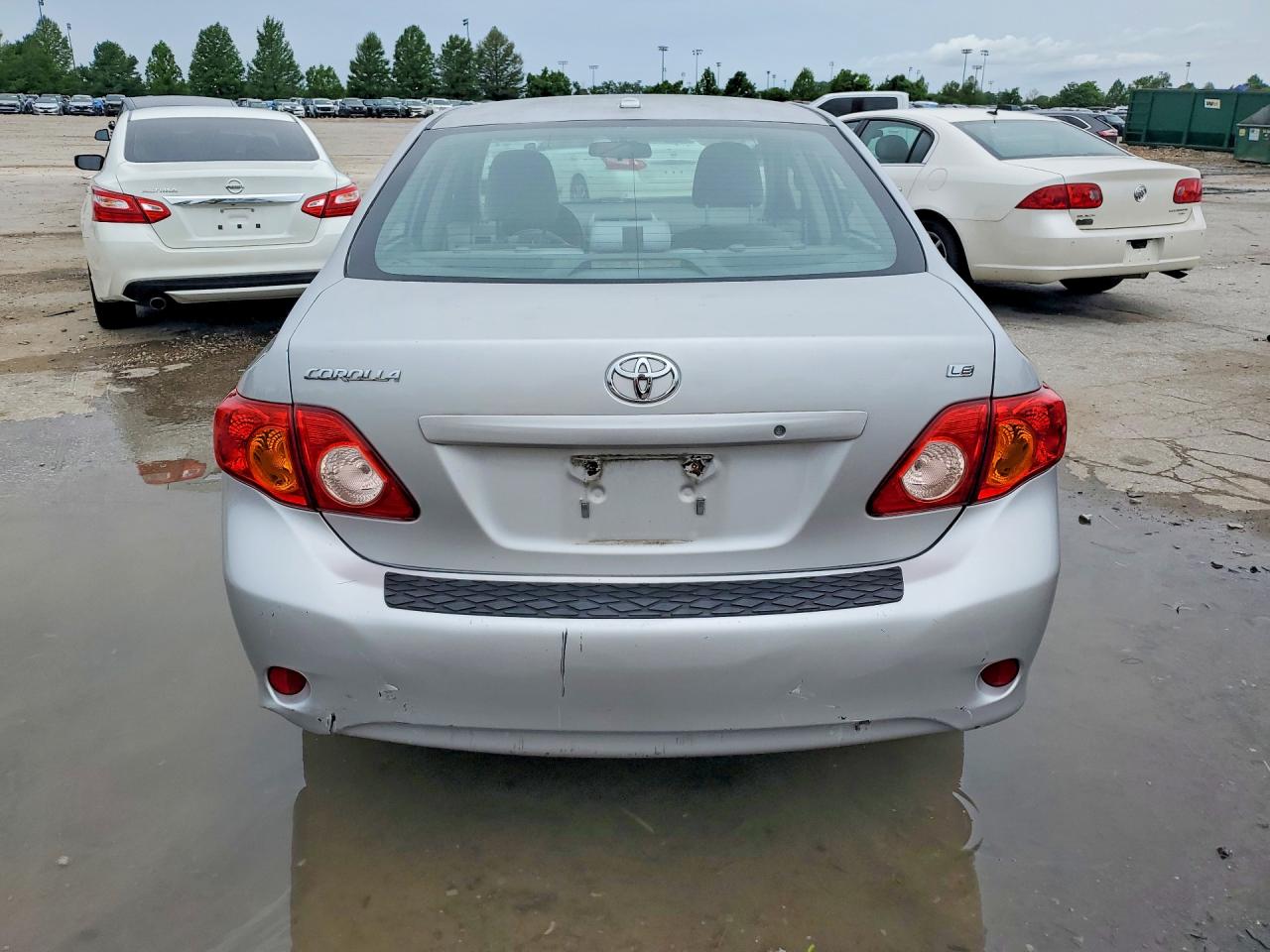 TOYOTA COROLLA 2010 — 7