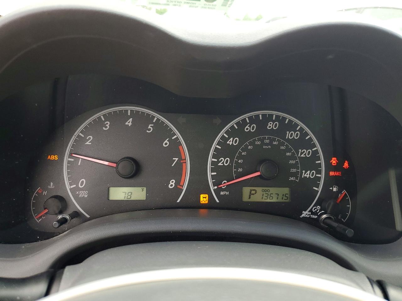 TOYOTA COROLLA 2010 — 10