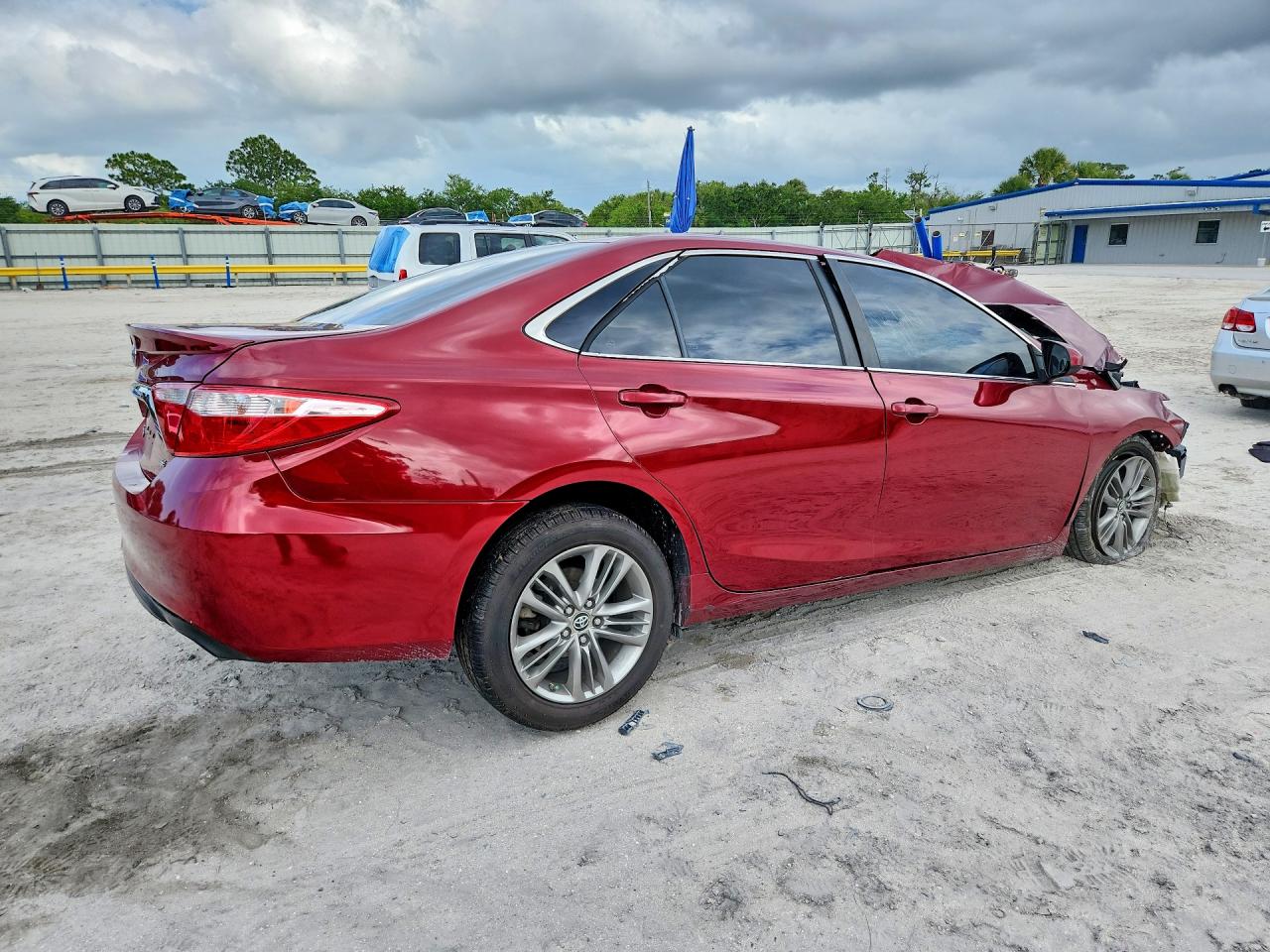 TOYOTA CAMRY 2017 — 4