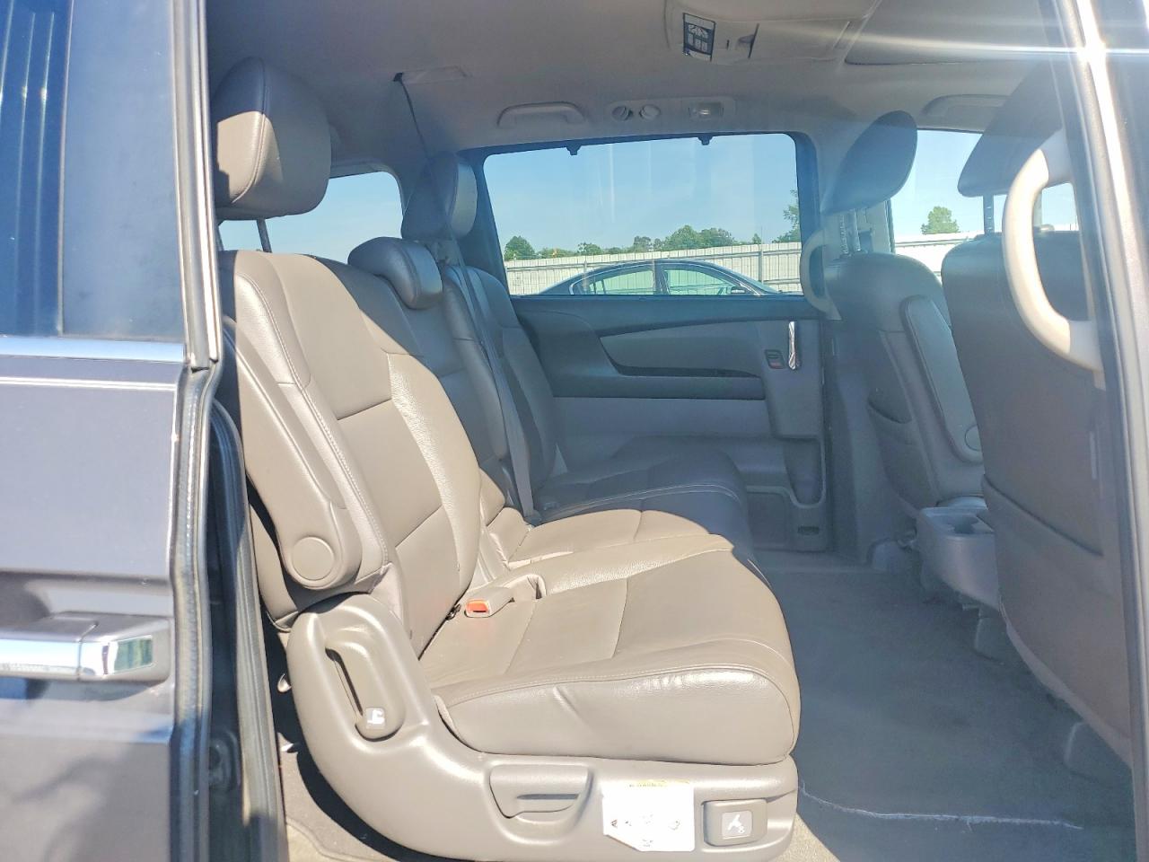 HONDA ODYSSEY 2015 — 12