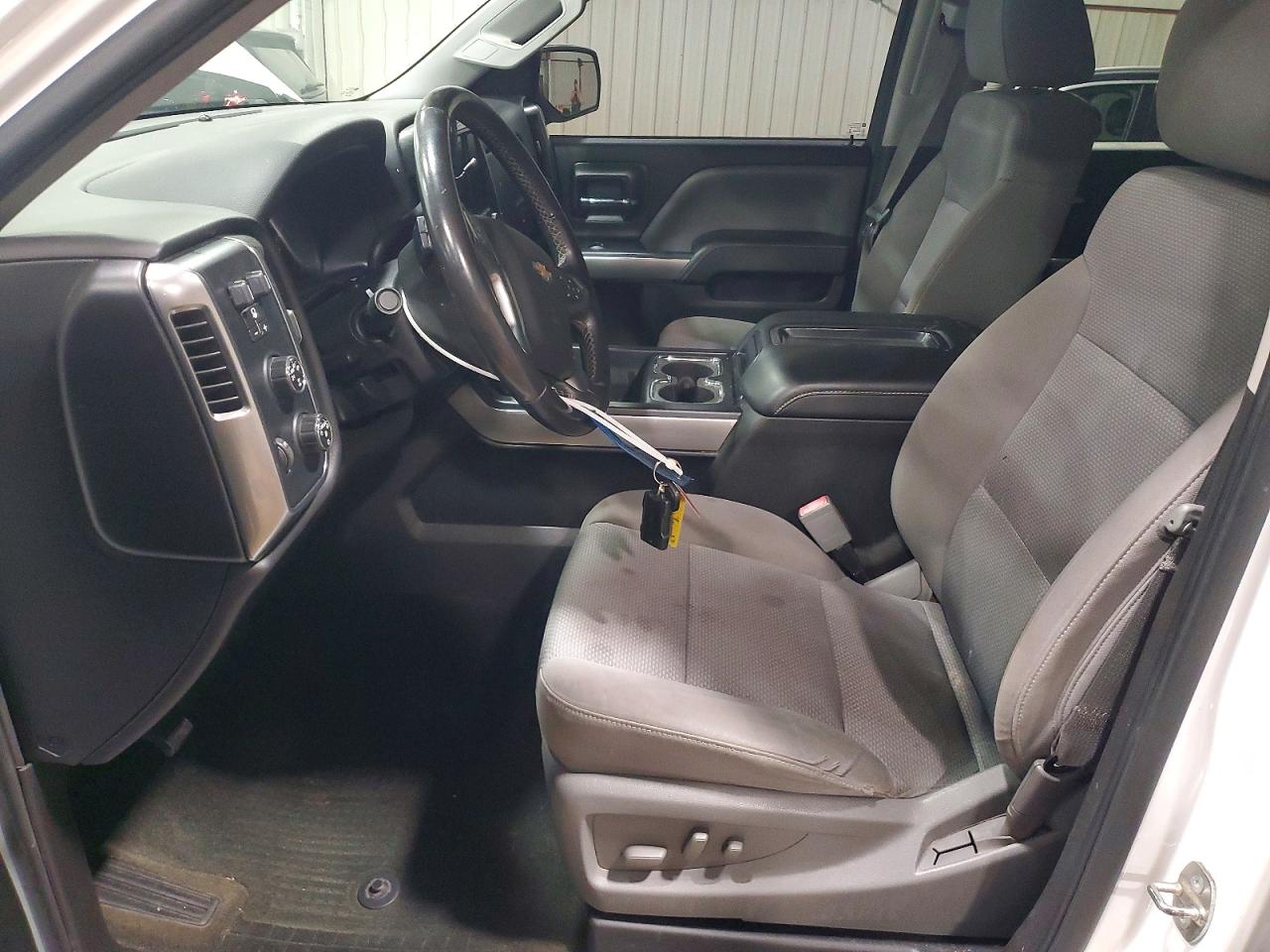 CHEVROLET SILVERADO 2015 — 8