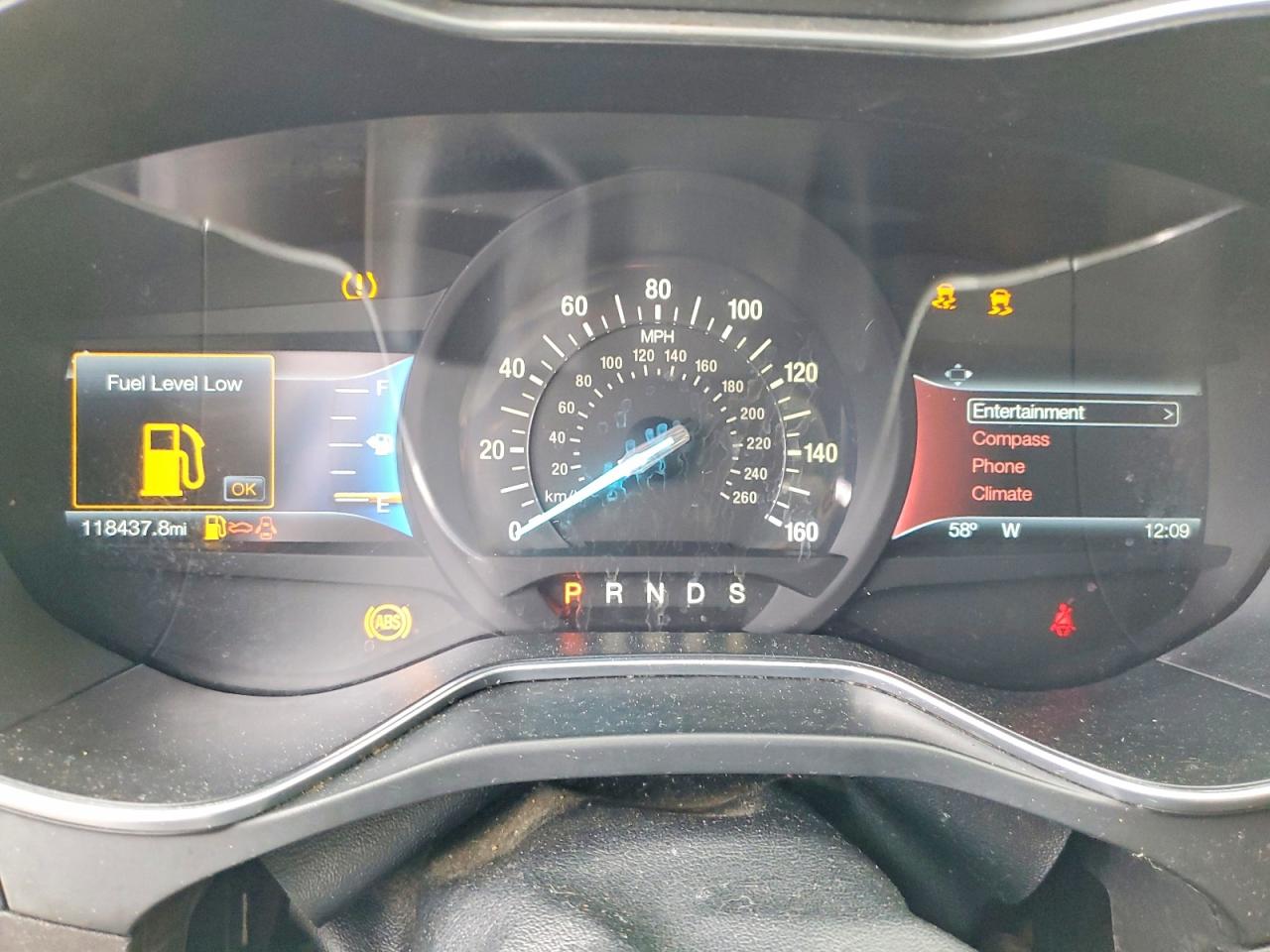 FORD FUSION 2016 — 10