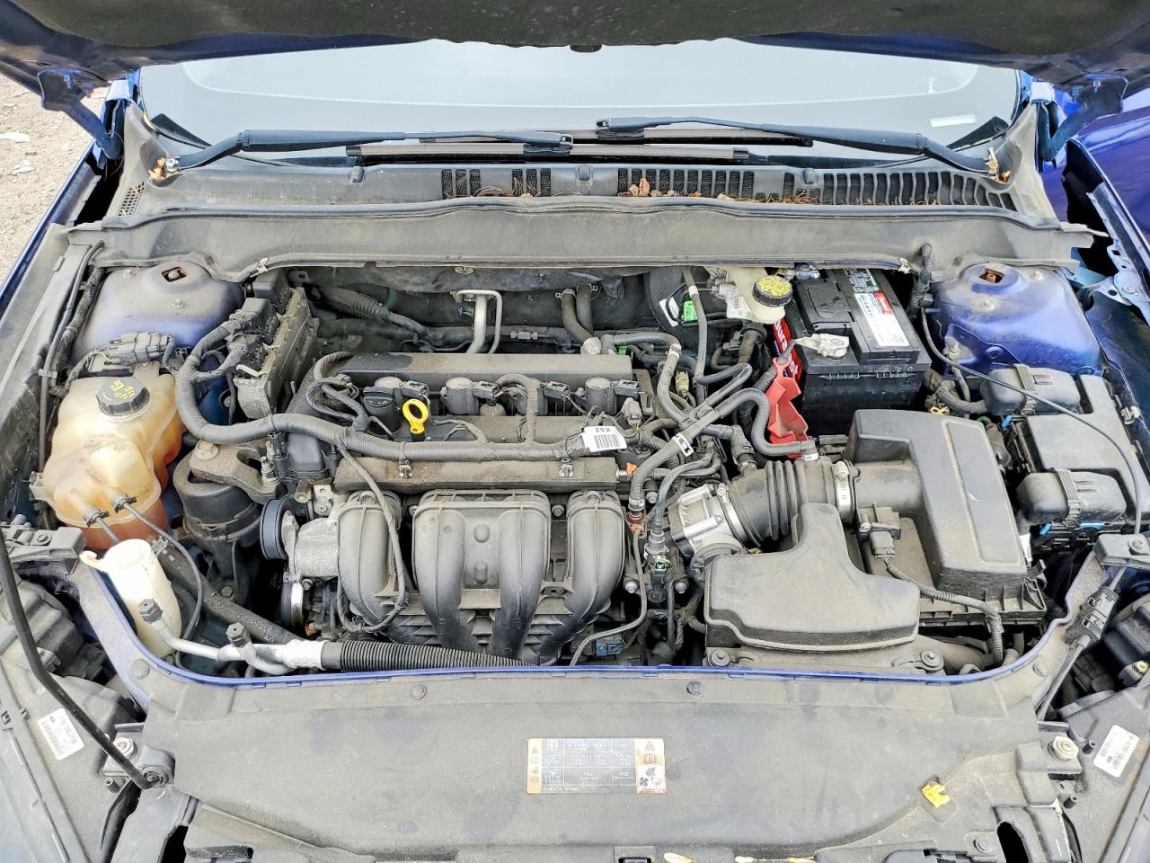 FORD FUSION 2016 — 12