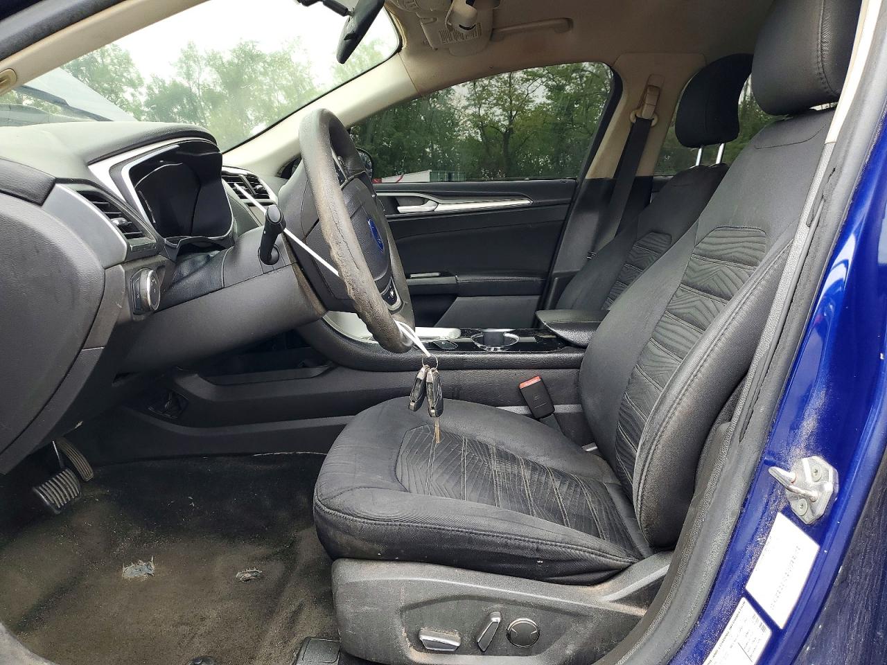 FORD FUSION 2016 — 8
