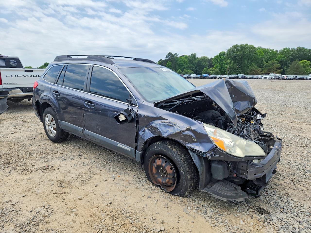 SUBARU OUTBACK 2010 — 5