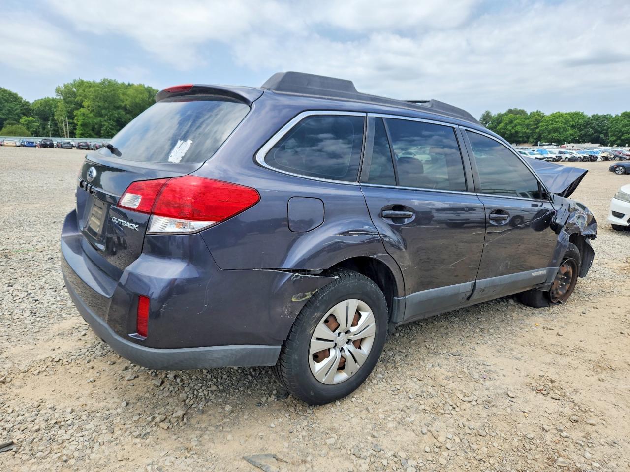 SUBARU OUTBACK 2010 — 4