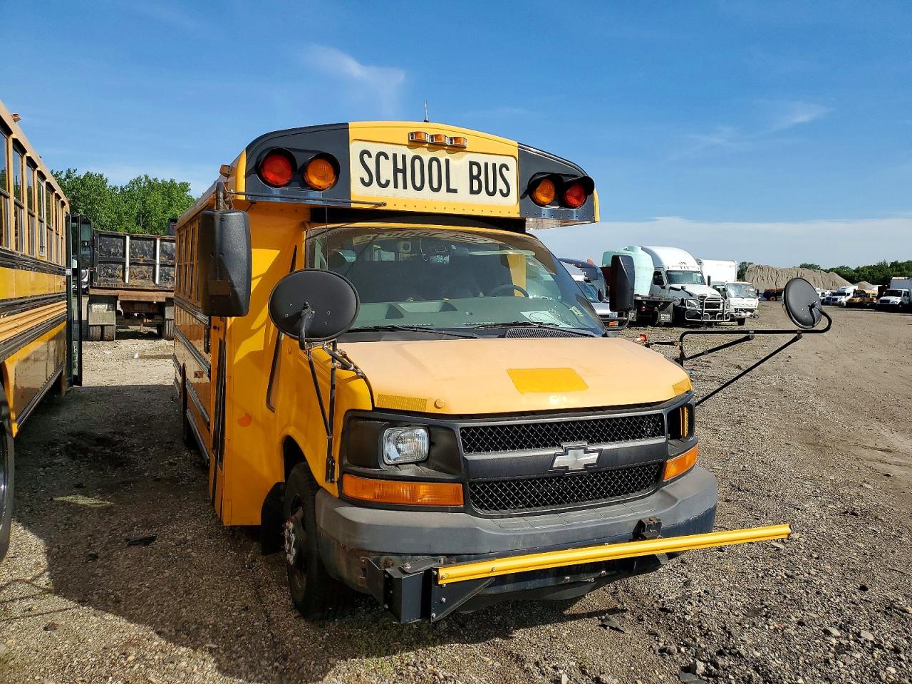 2009 THOMAS MINOTOUR G3500