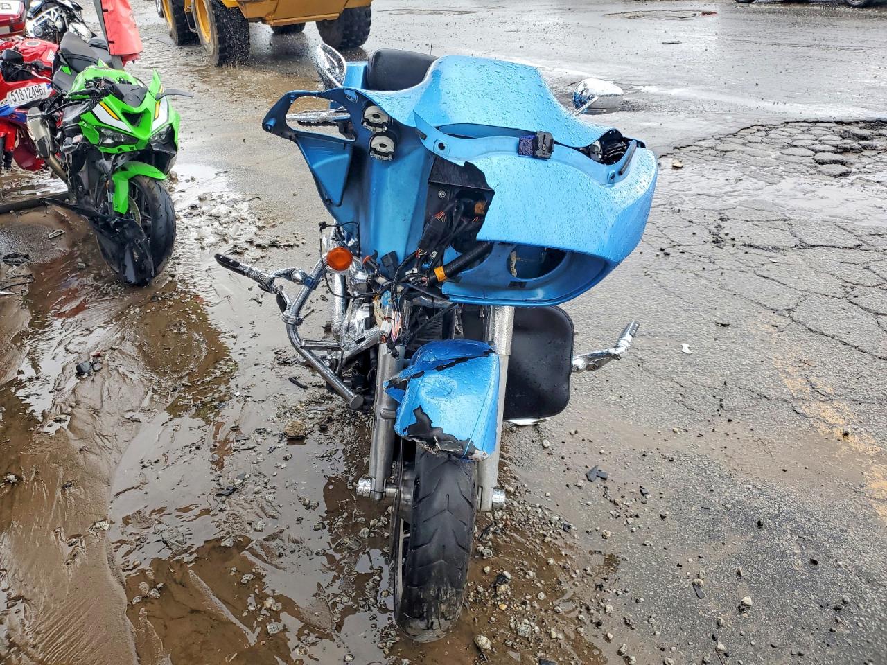 HARLEY-DAVIDSON FLTRX 2011 — 3