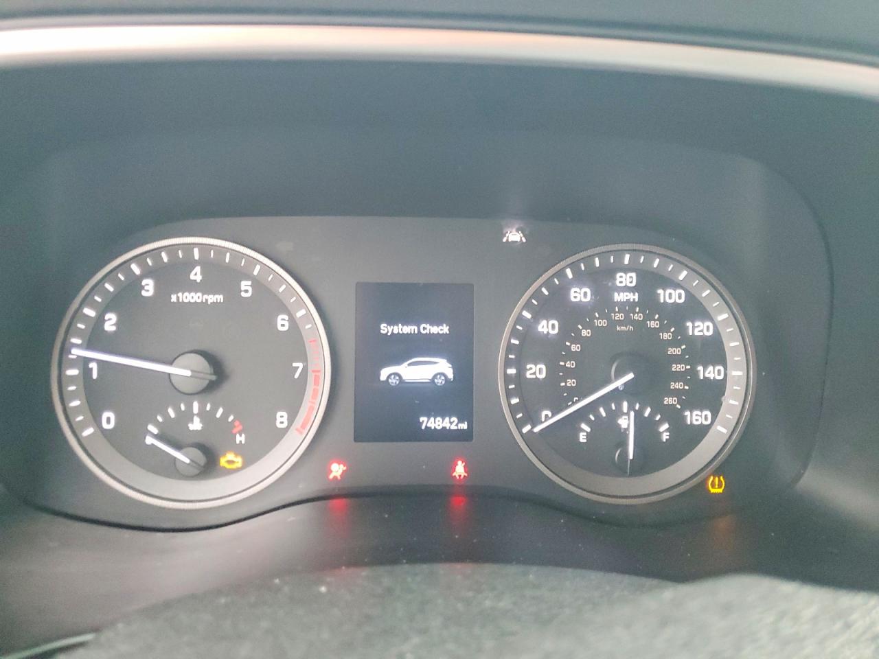 HYUNDAI TUCSON 2021 — 10