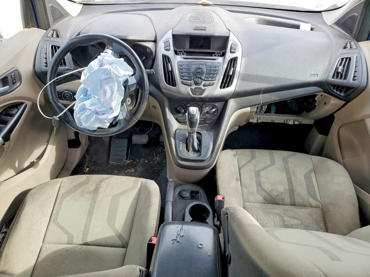 FORD TRANSIT CONNECT 2017 — 9