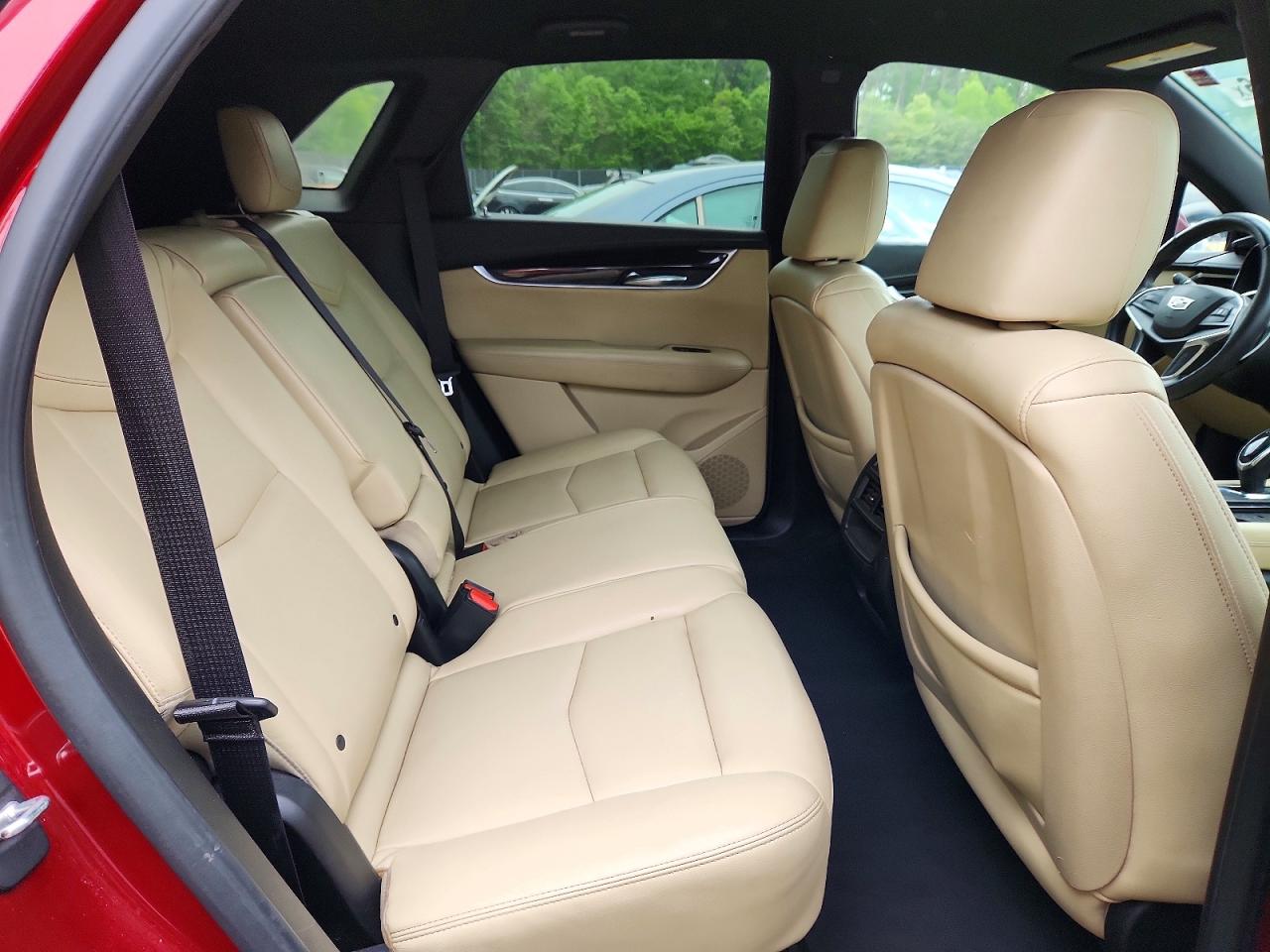 CADILLAC XT5 2017 — 12