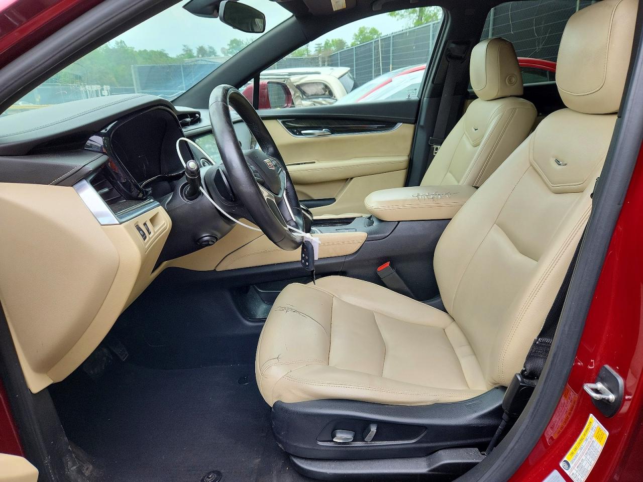 CADILLAC XT5 2017 — 8
