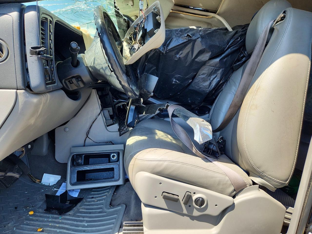 CHEVROLET AVALANCHE 2006 — 8