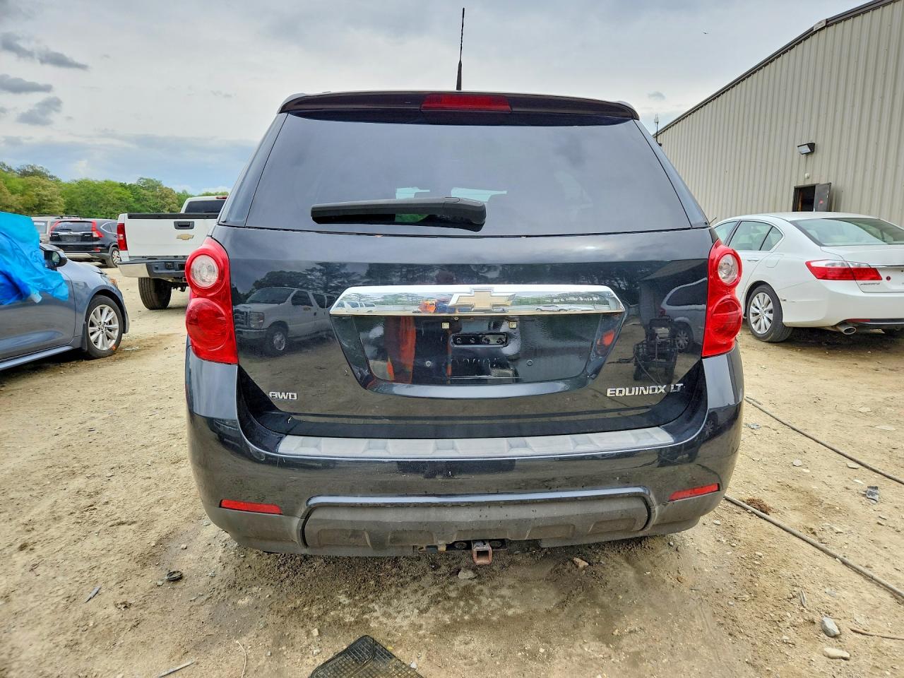 CHEVROLET EQUINOX 2011 — 7