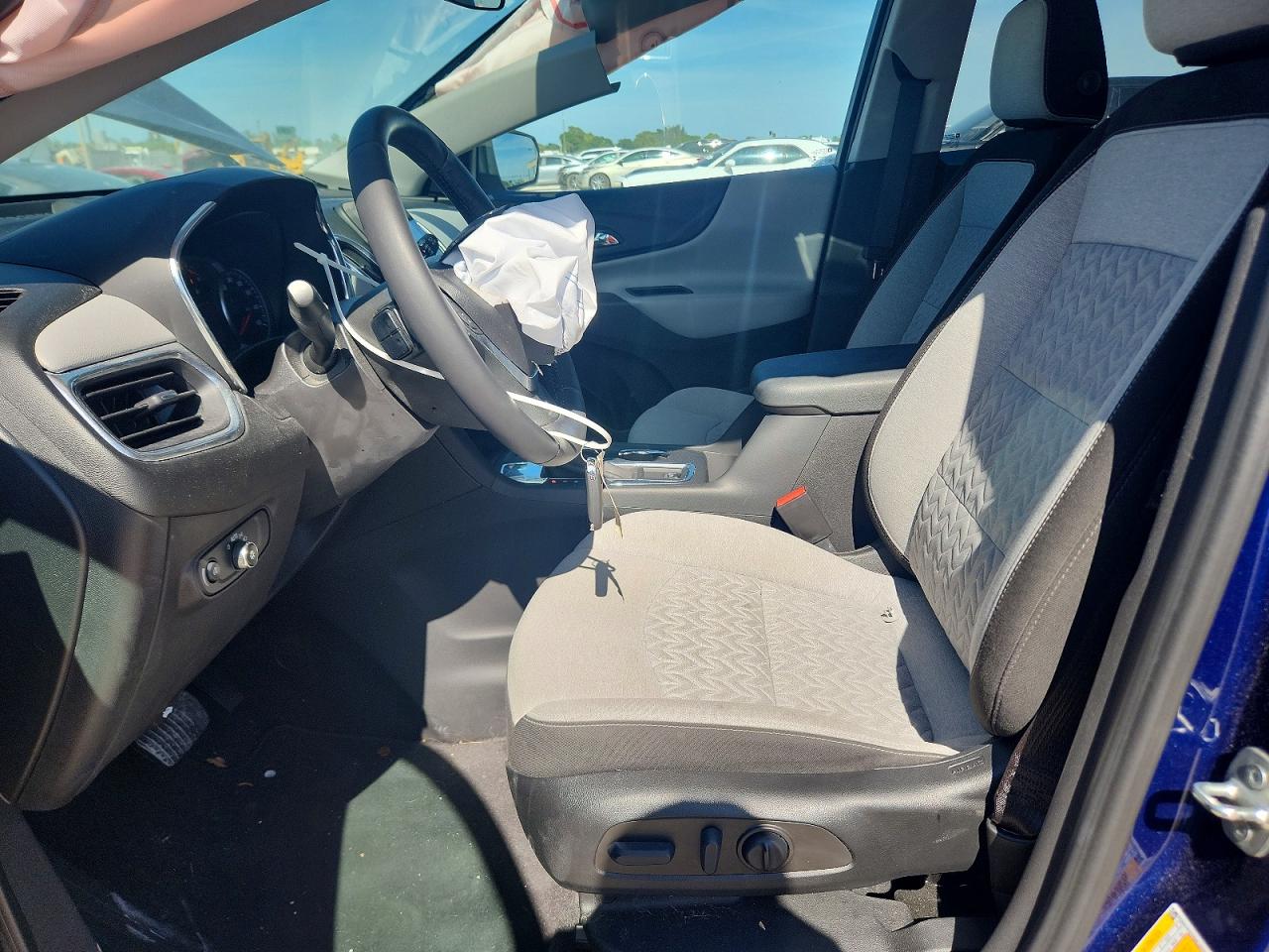 CHEVROLET EQUINOX 2022 — 8