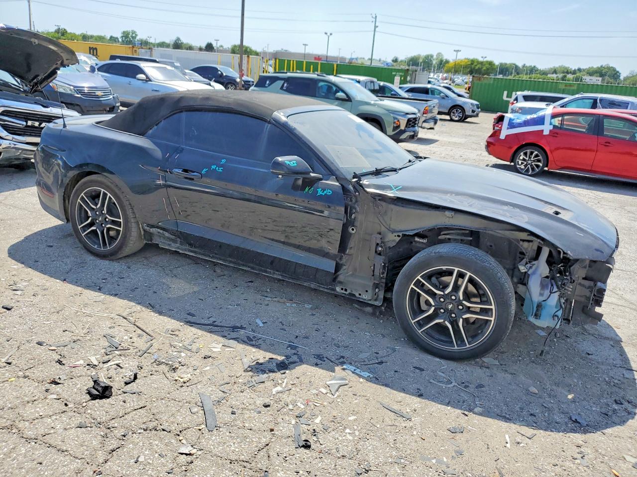 FORD MUSTANG 2018 — 5
