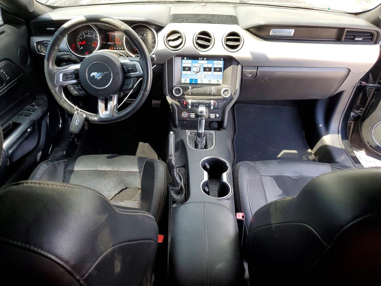 FORD MUSTANG 2018 — 9