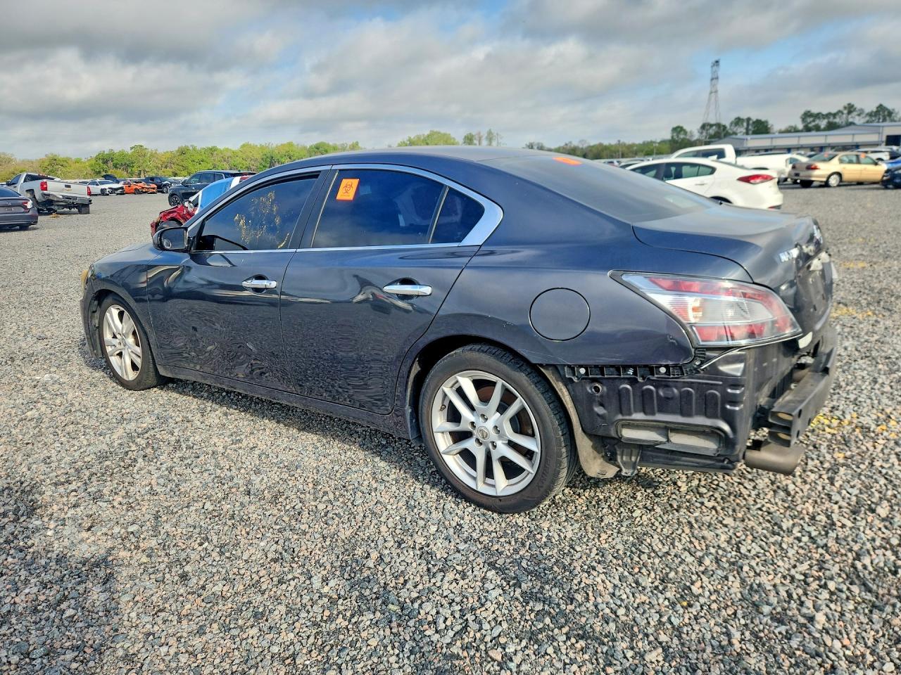 NISSAN MAXIMA 2013 — 3