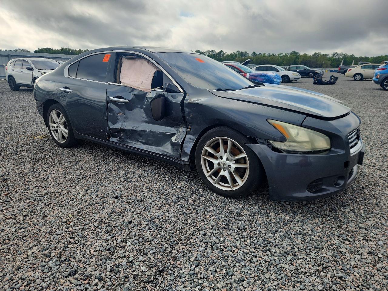 NISSAN MAXIMA 2013 — 5