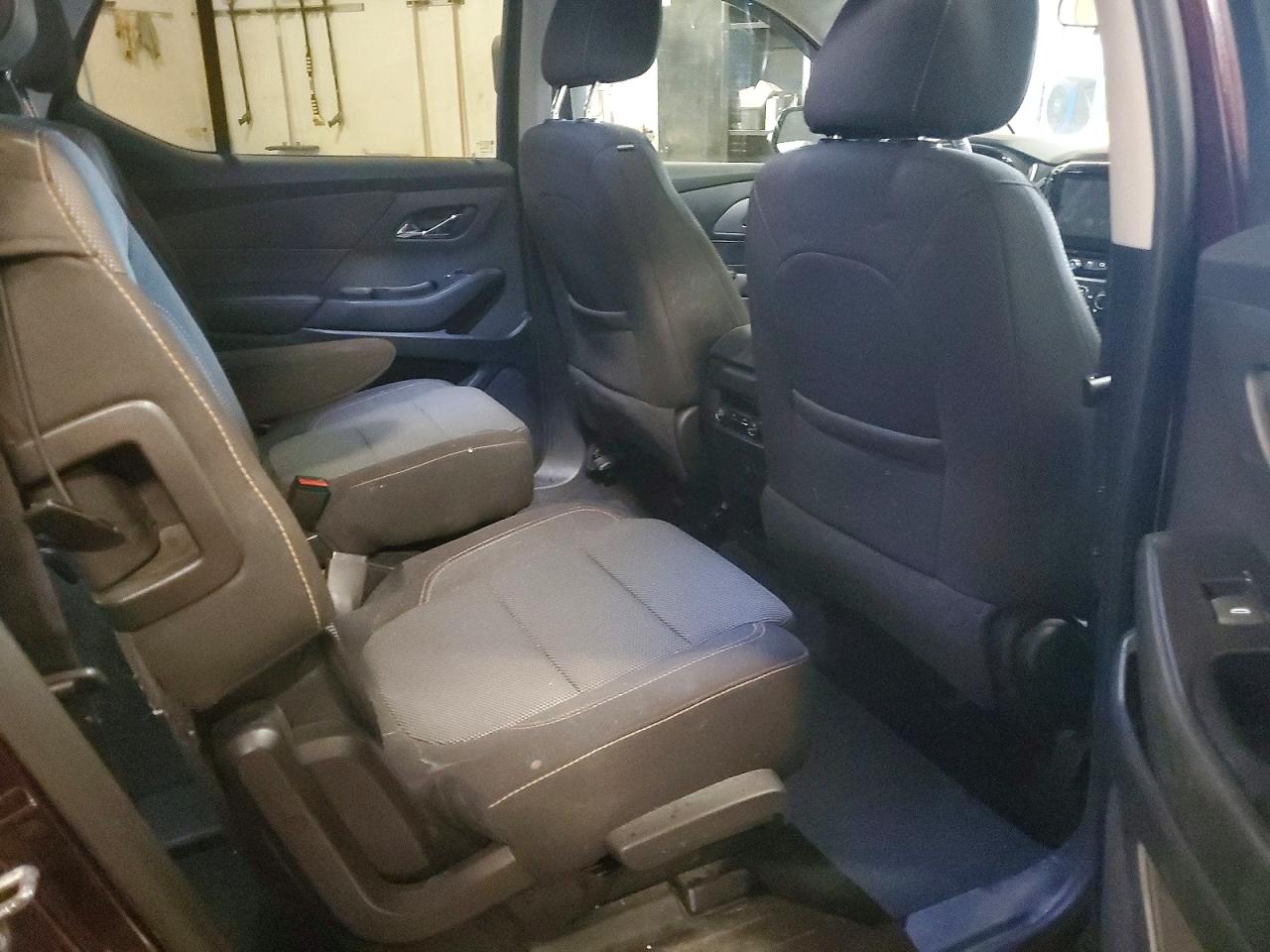 CHEVROLET TRAVERSE 2018 — 12