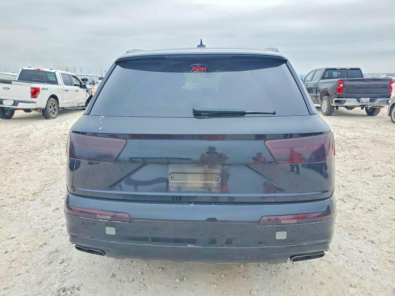 AUDI Q7 2017 — 7