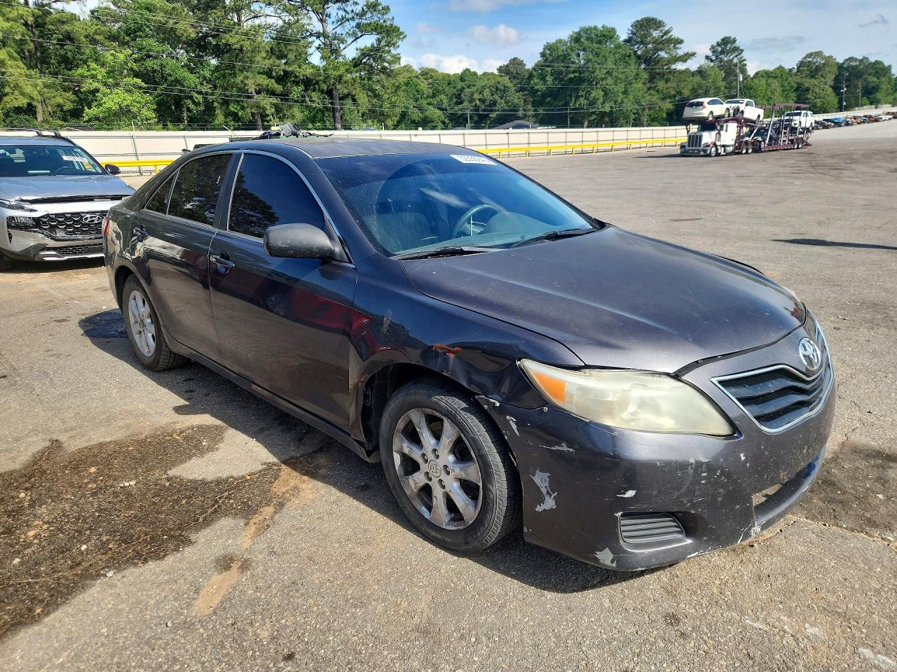 TOYOTA CAMRY 2011 — 5