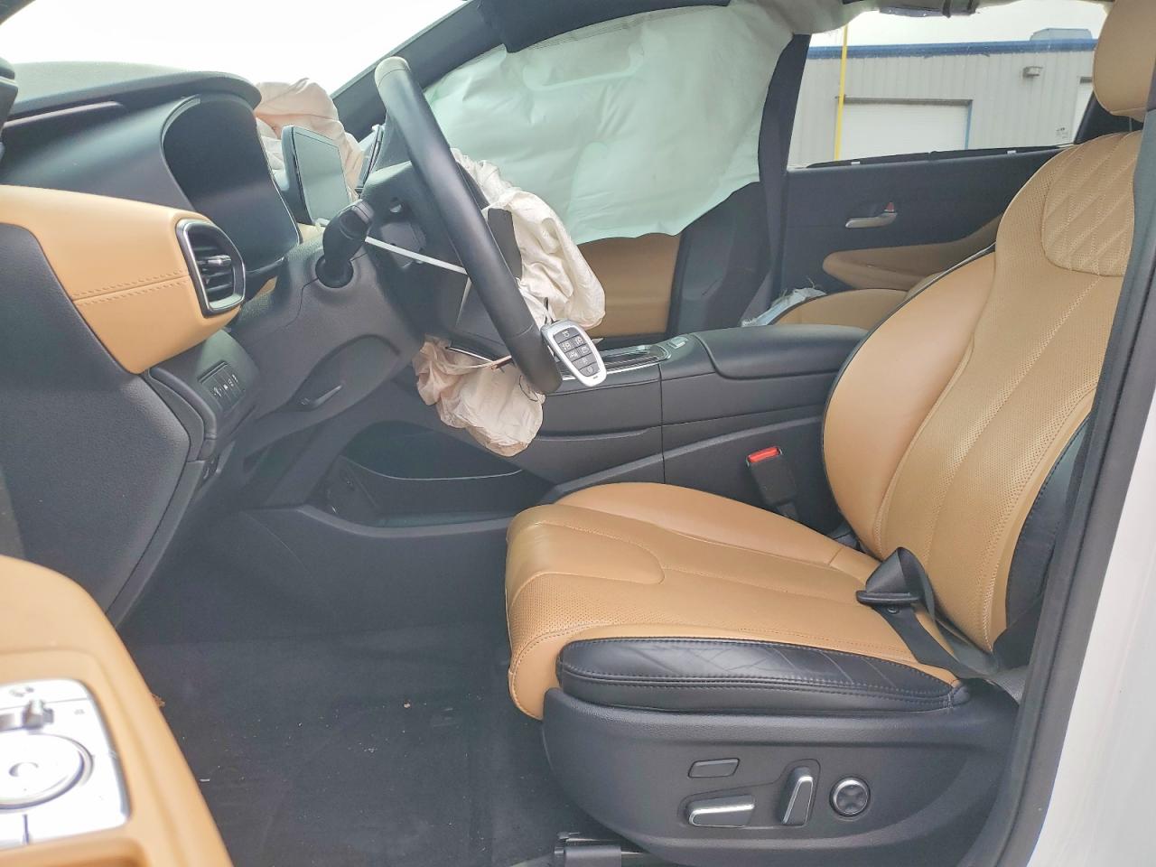 HYUNDAI SANTA FE 2021 — 8