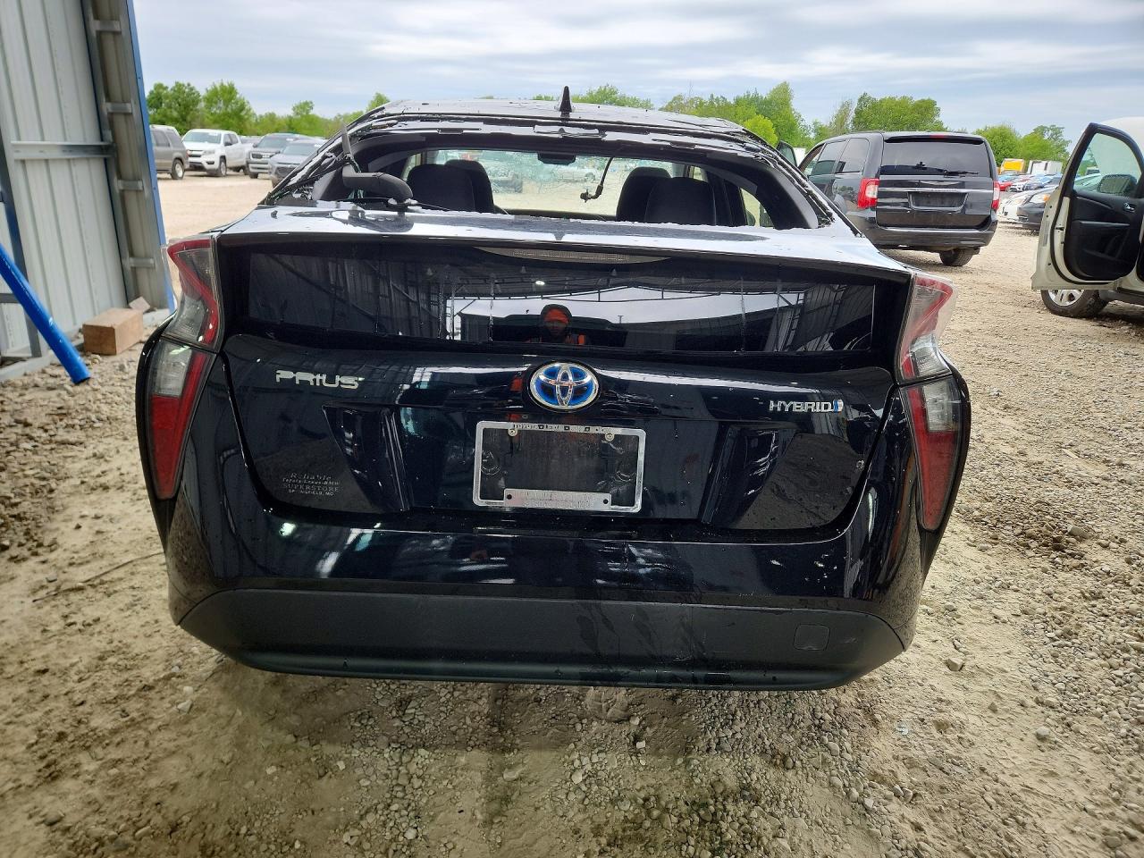 TOYOTA PRIUS 2016 — 7