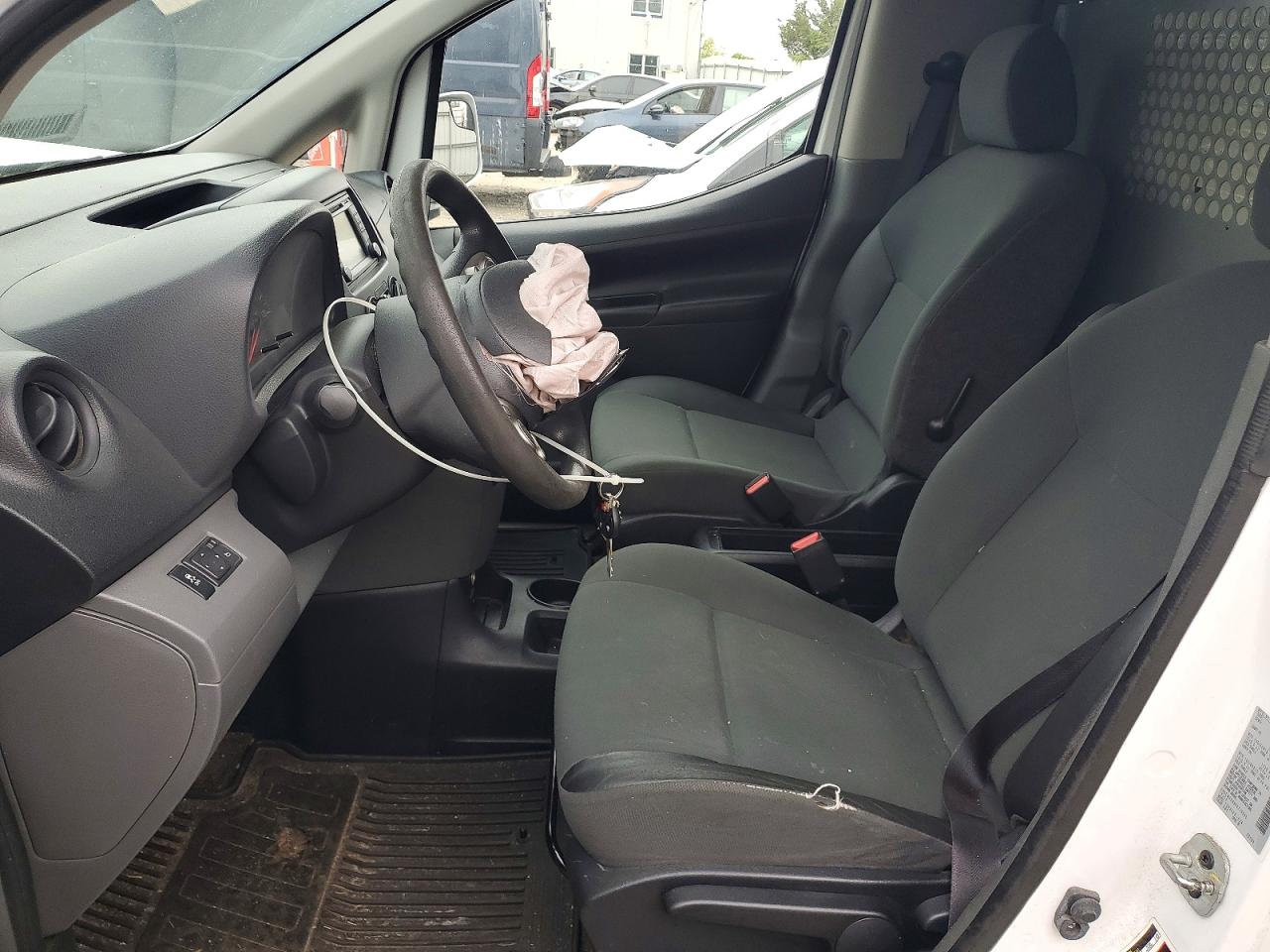 NISSAN NV200 2015 — 8