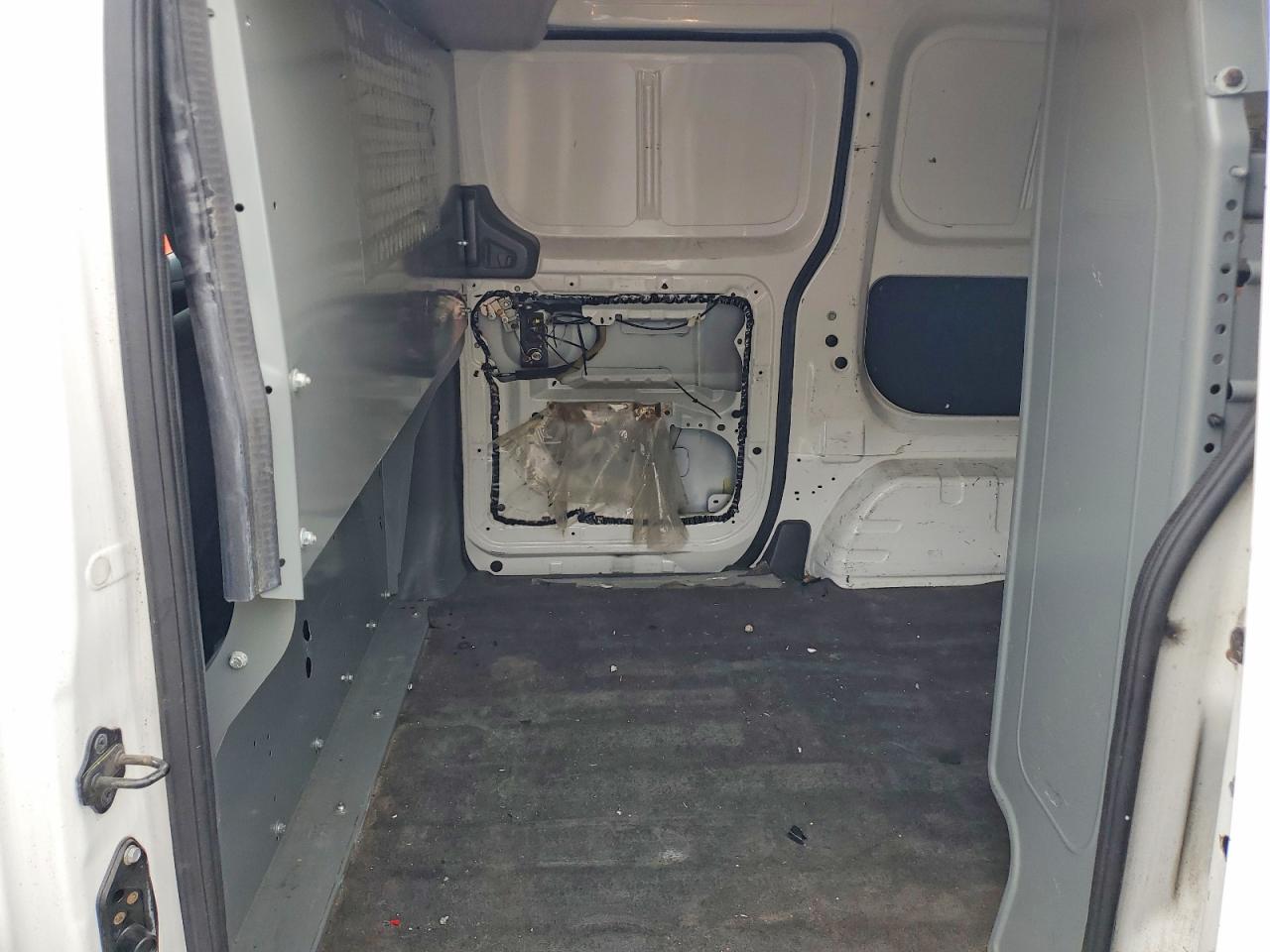 NISSAN NV200 2015 — 12