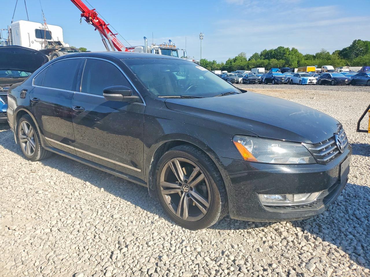 VOLKSWAGEN PASSAT 2014 — 5