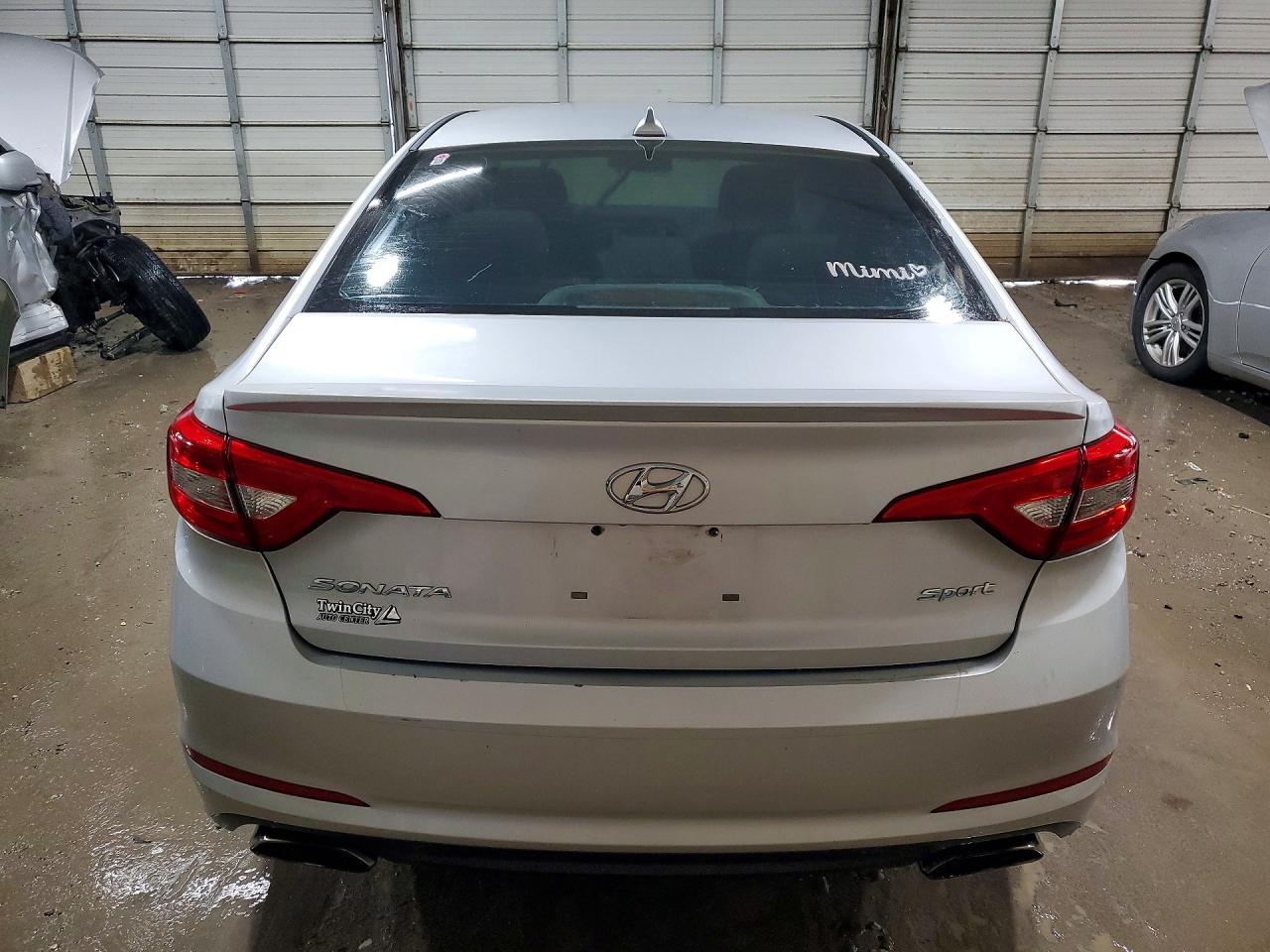 HYUNDAI SONATA 2016 — 7