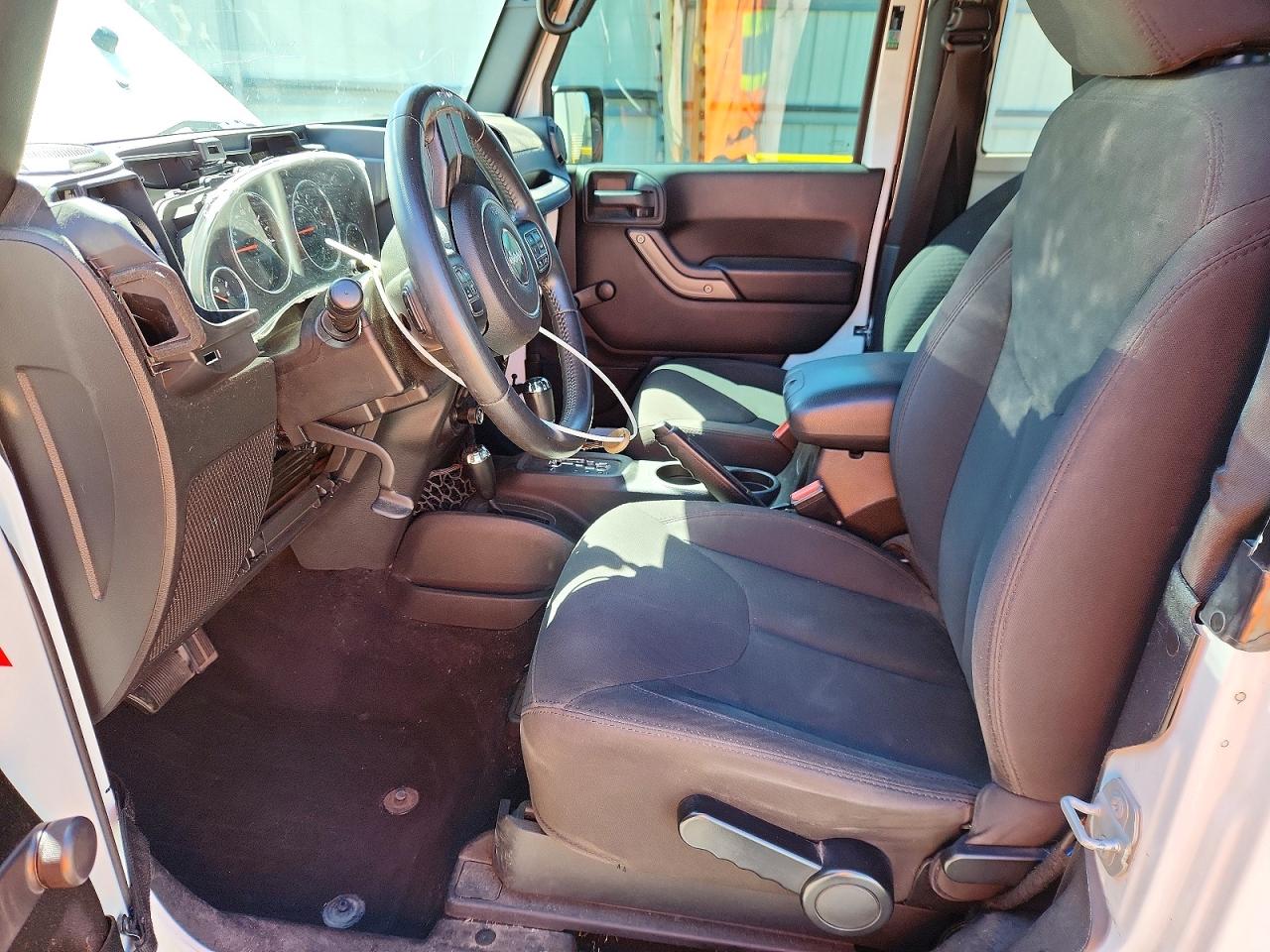 JEEP WRANGLER 2015 — 8