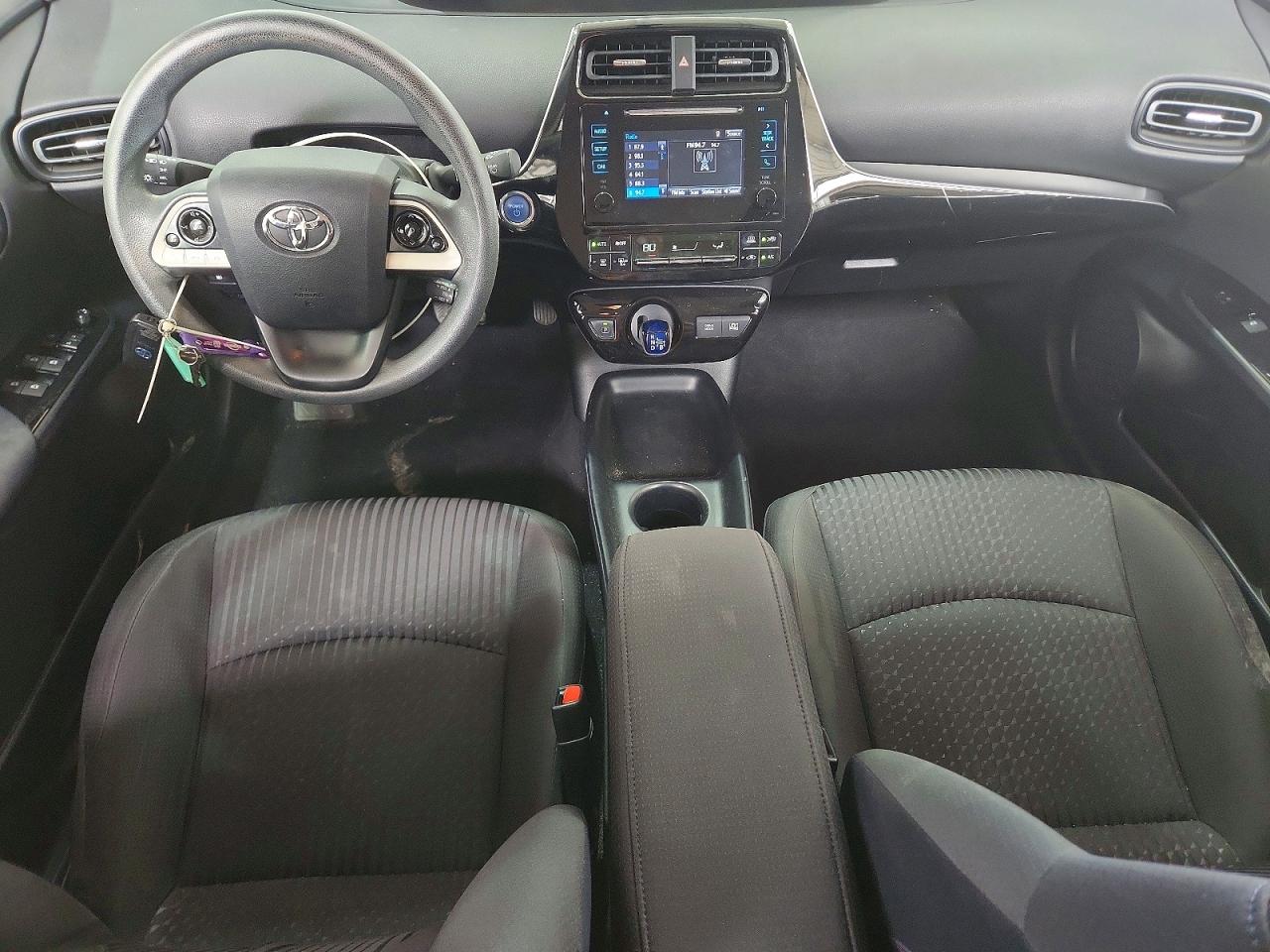 TOYOTA PRIUS 2016 — 9