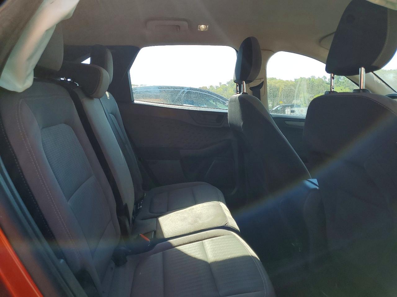 FORD ESCAPE 2020 — 12
