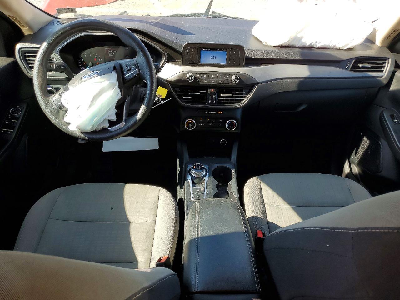 FORD ESCAPE 2020 — 9
