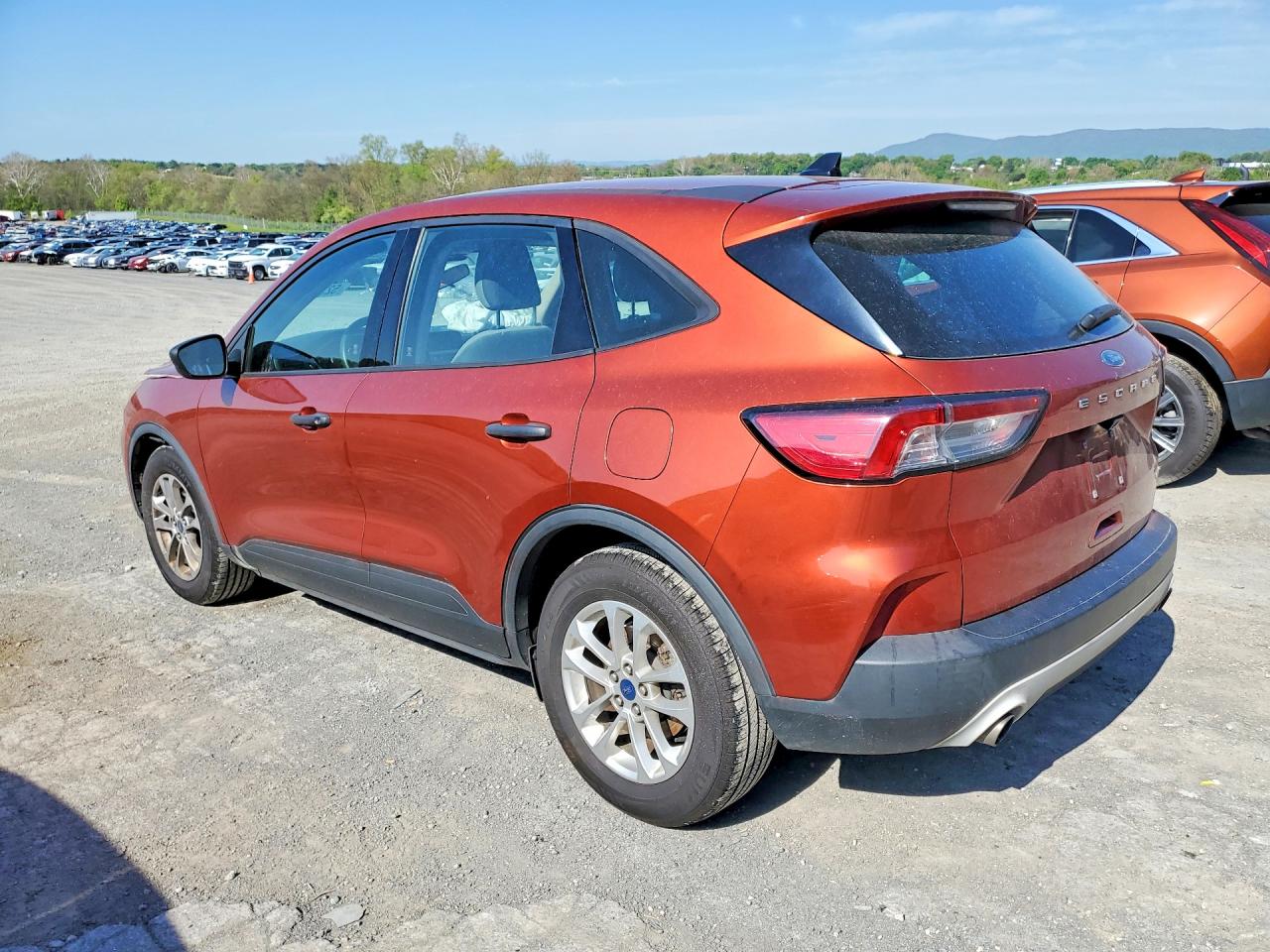 FORD ESCAPE 2020 — 3