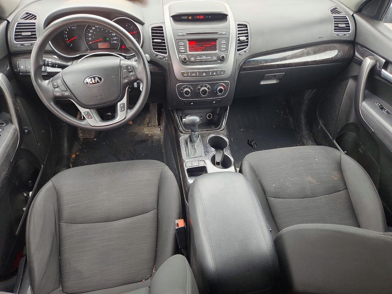 KIA SORENTO 2015 — 9