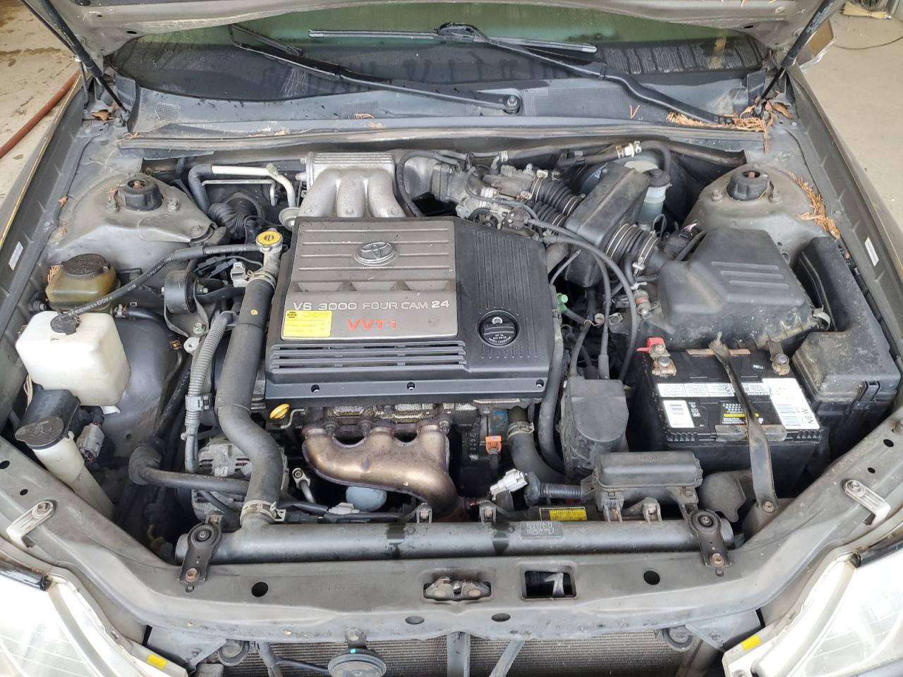 TOYOTA AVALON 2003 — 12