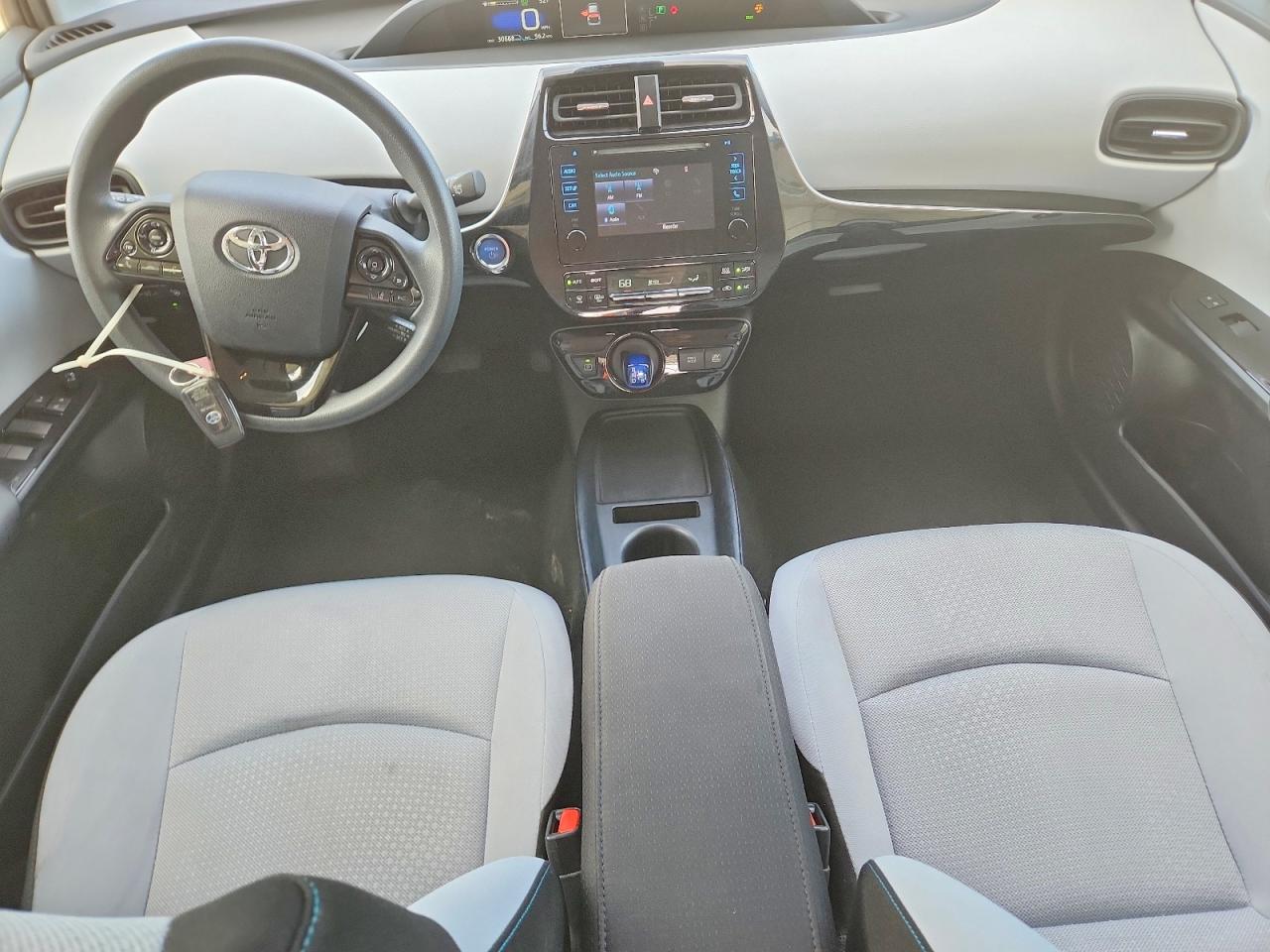 TOYOTA PRIUS 2019 — 9