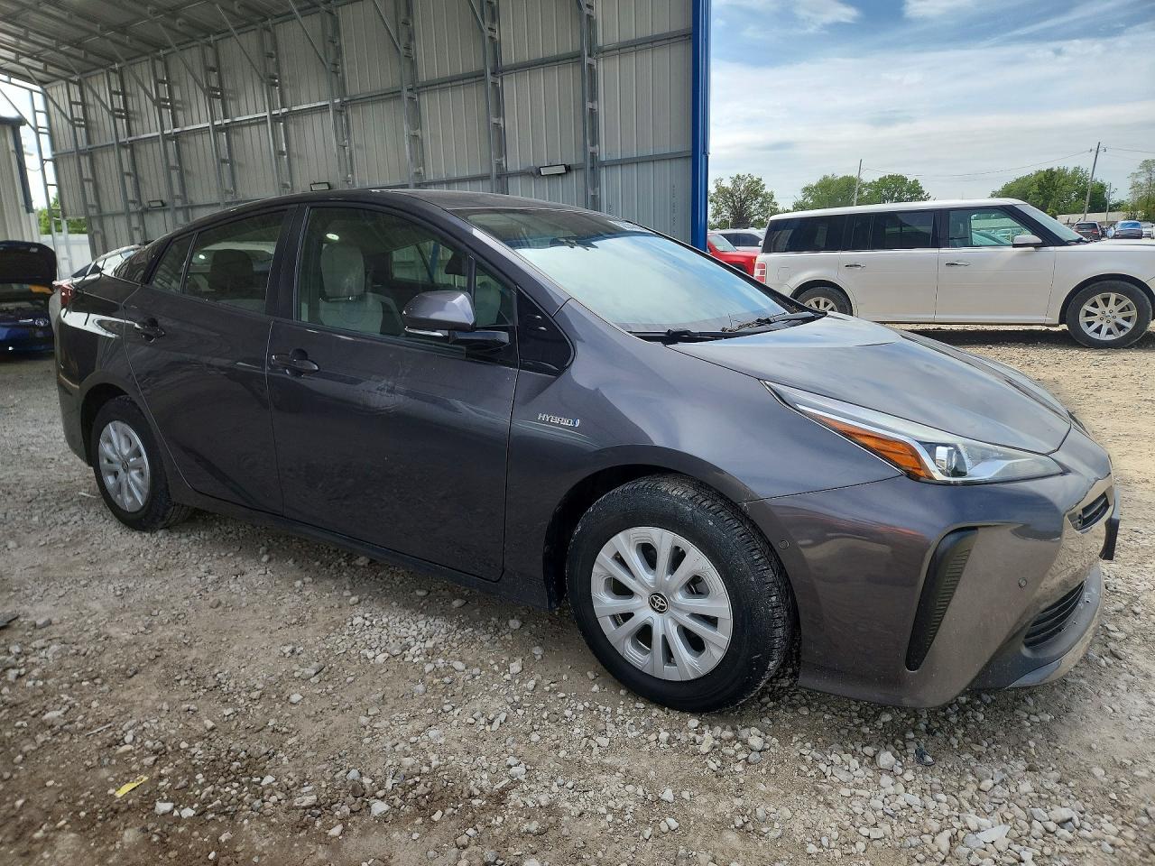 TOYOTA PRIUS 2019 — 5