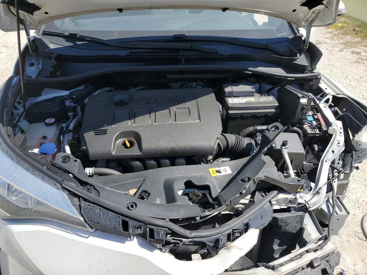 TOYOTA C-HR 2020 — 13