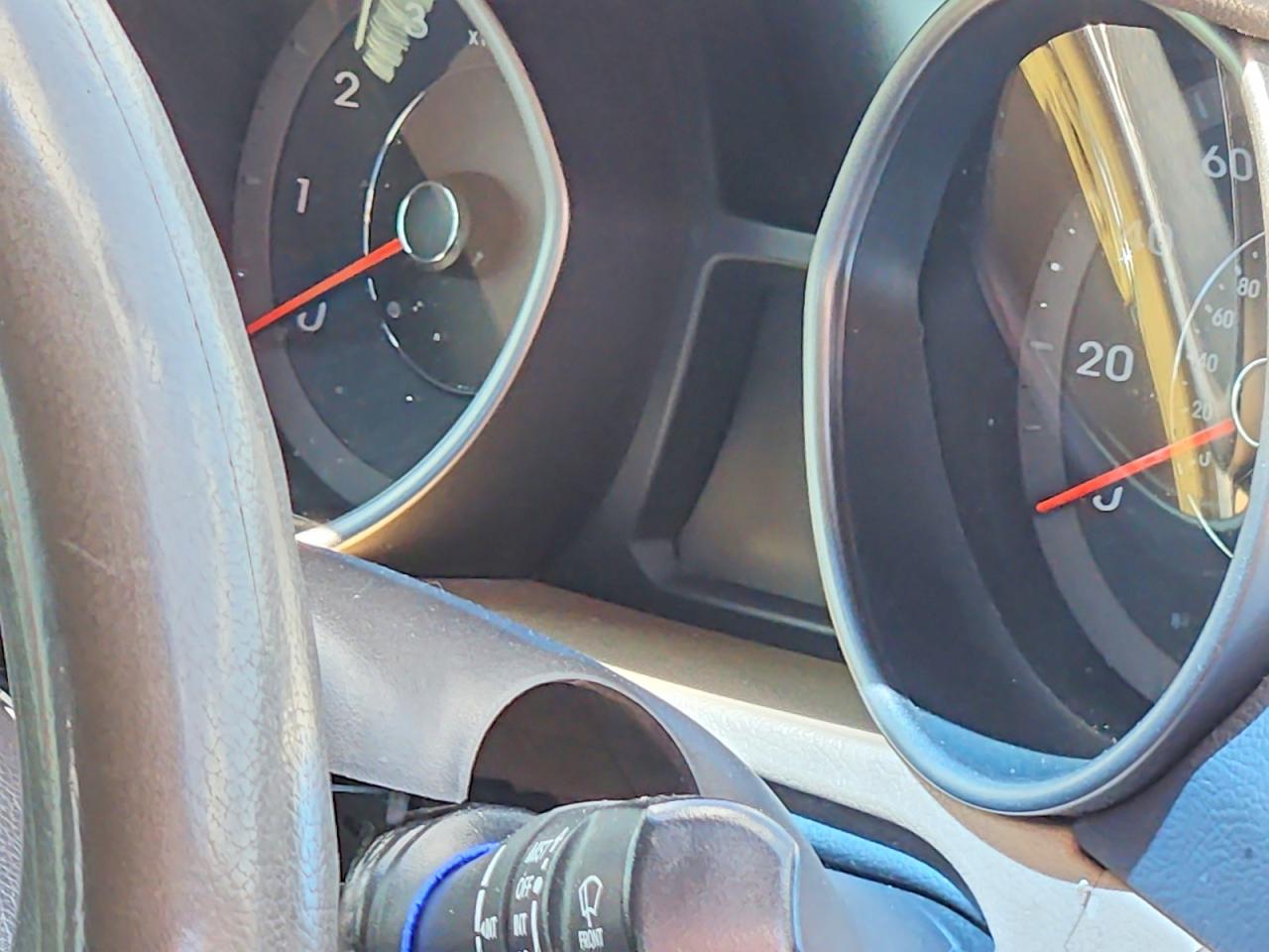 HYUNDAI ELANTRA 2013 — 10