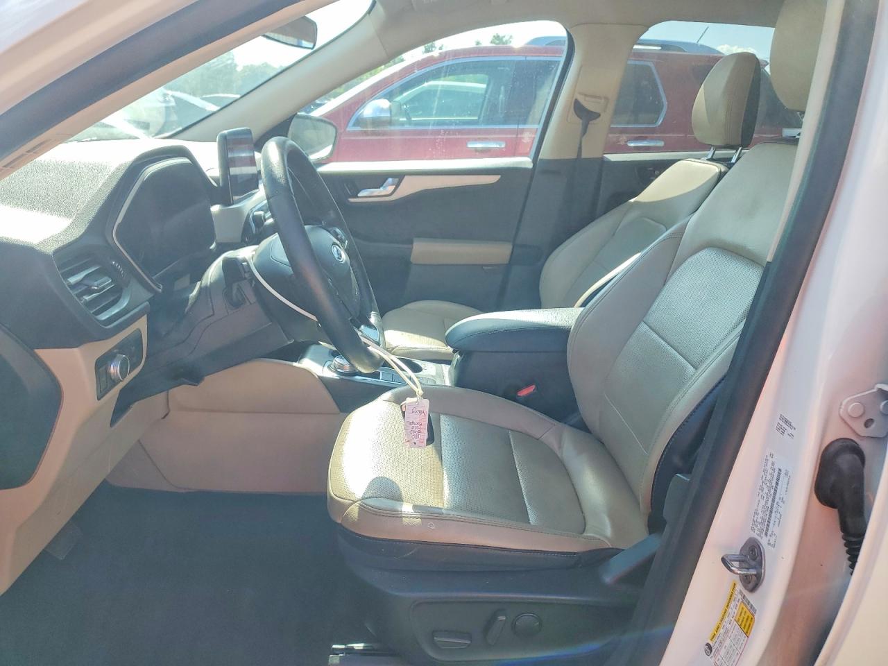 FORD ESCAPE 2020 — 8