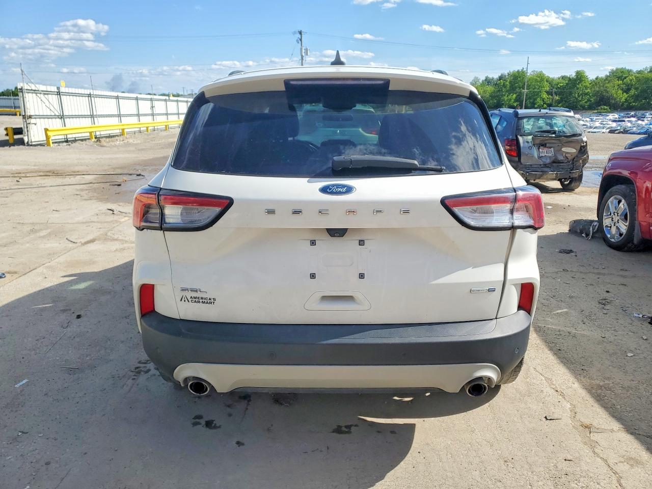 FORD ESCAPE 2020 — 7