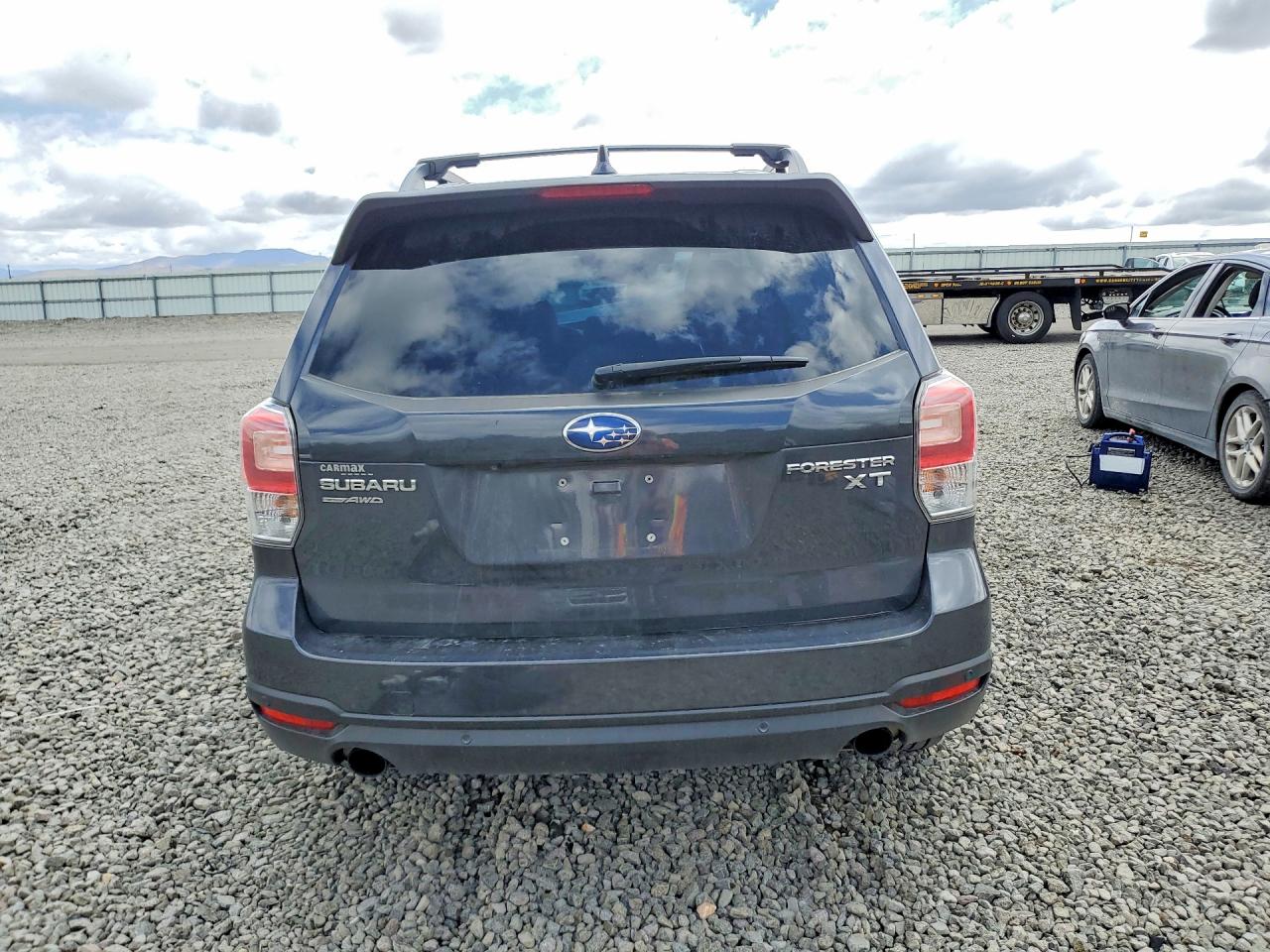 SUBARU FORESTER 2018 — 7