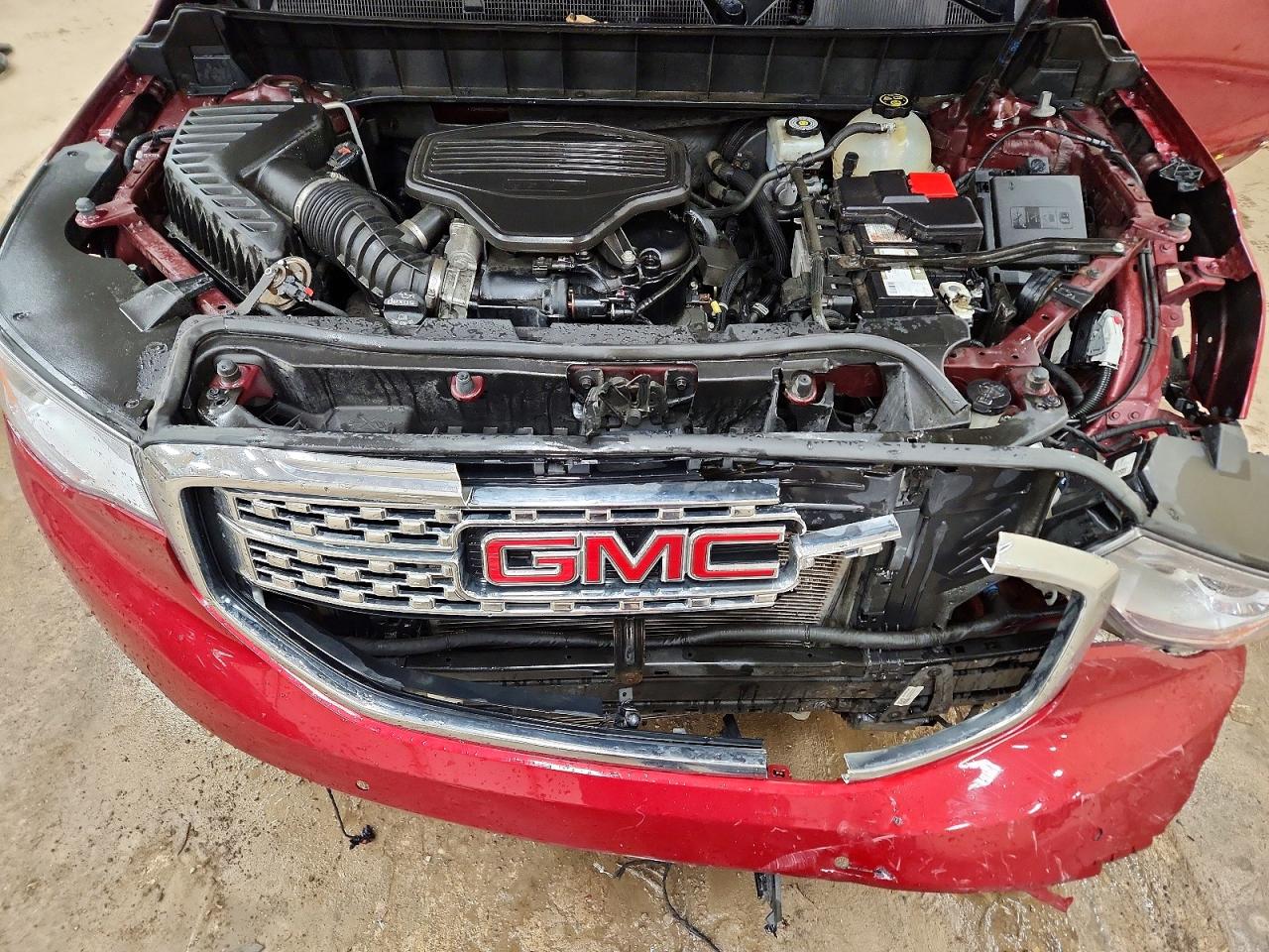 GMC ACADIA 2019 — 13